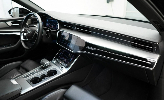 Audi A6 cena 209850 przebieg: 55907, rok produkcji 2019 z Biecz małe 742